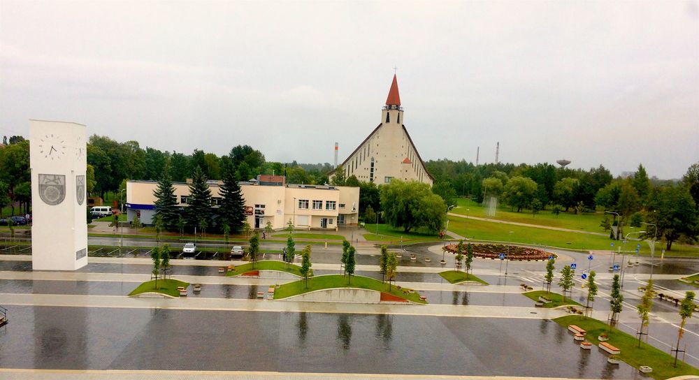 Naujoji Akmenė — centrinė aikštė